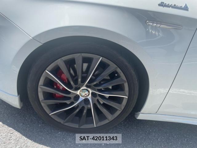 ALFA ROMEO GIULIETTA 2013-05 7614656-14
