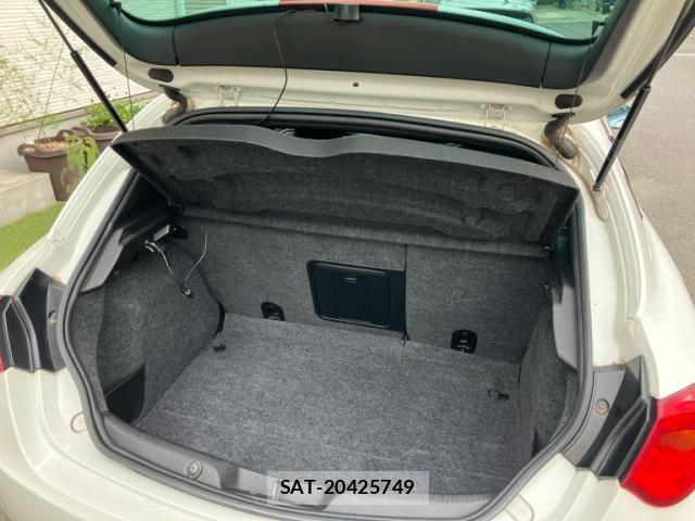 ALFA ROMEO GIULIETTA 2012-03 7875077-11