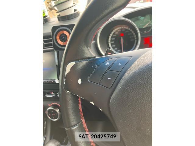ALFA ROMEO GIULIETTA 2012-03 7875077-18
