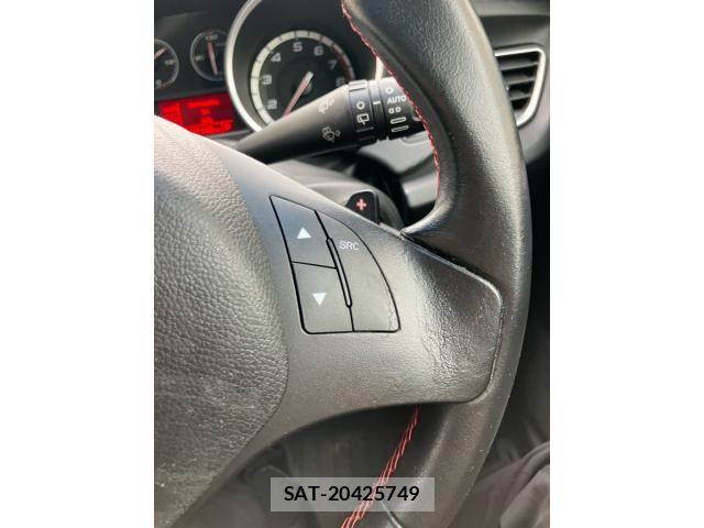 ALFA ROMEO GIULIETTA 2012-03 7875077-19