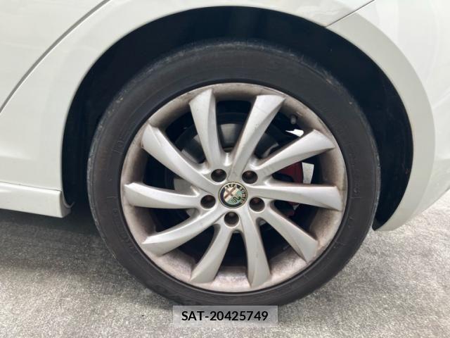 ALFA ROMEO GIULIETTA 2012-03 7875077-8