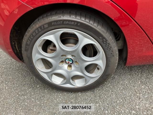ALFA ROMEO GIULIETTA 2014-05 8034214-6