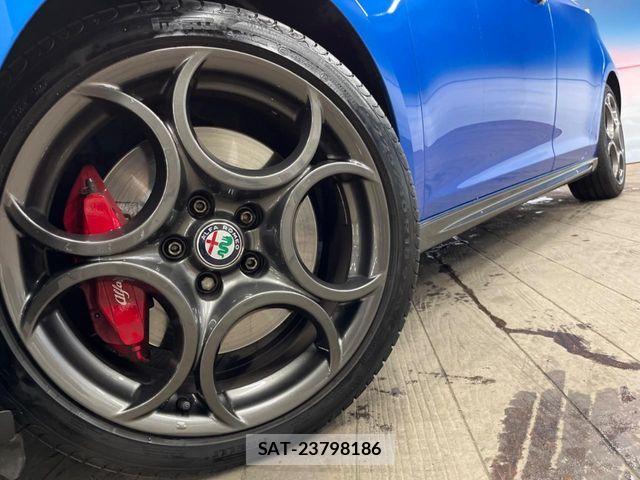 ALFA ROMEO GIULIETTA 2019-03 8072655-13