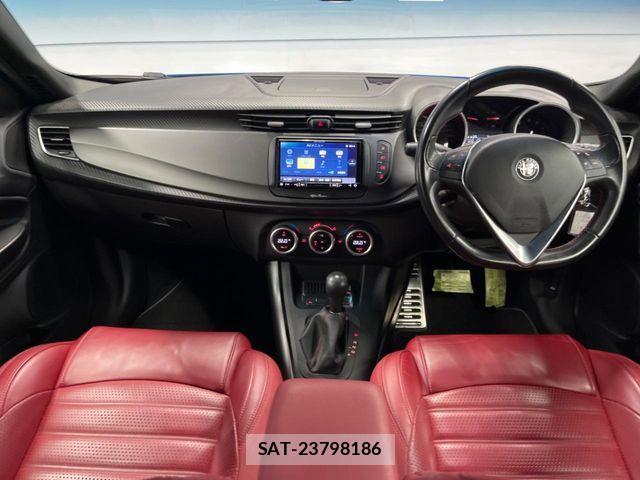 ALFA ROMEO GIULIETTA 2019-03 8072655-1