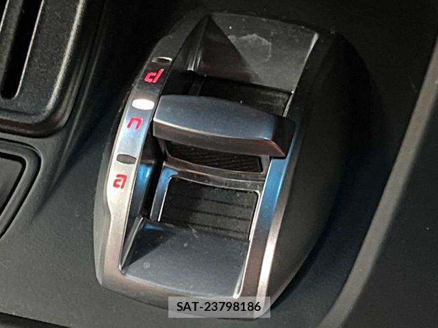 ALFA ROMEO GIULIETTA 2019-03 8072655-7