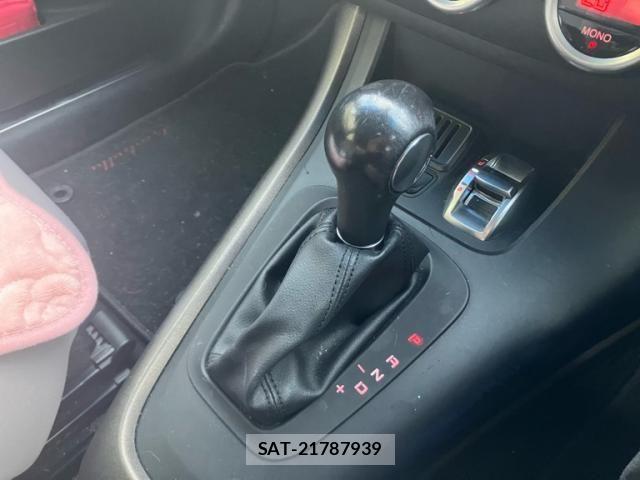 ALFA ROMEO GIULIETTA 2015-03 8097716-24