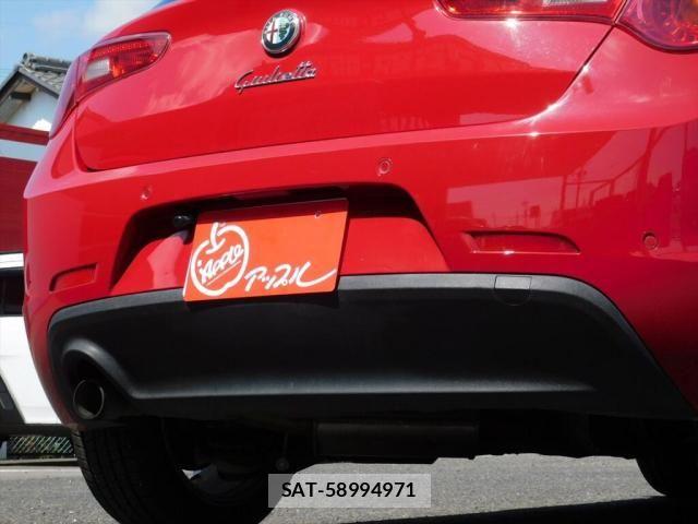 ALFA ROMEO GIULIETTA 2012-07 8128598-18