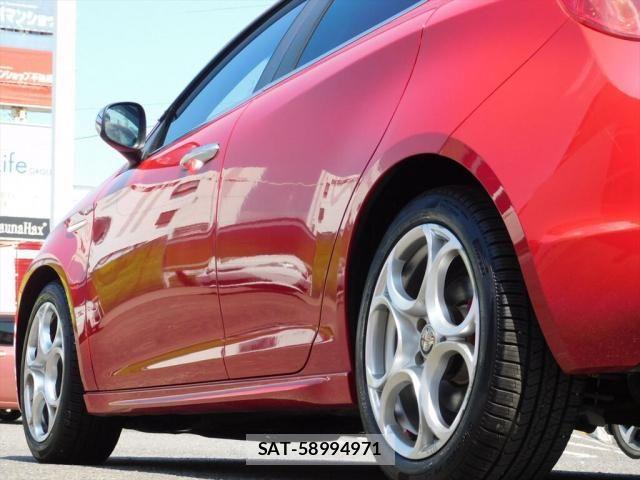 ALFA ROMEO GIULIETTA 2012-07 8128598-20