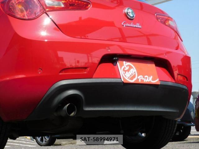 ALFA ROMEO GIULIETTA 2012-07 8128598-21