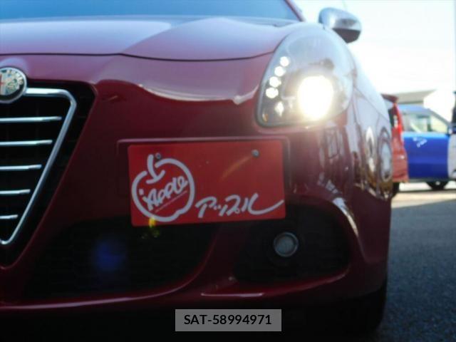 ALFA ROMEO GIULIETTA 2012-07 8128598-24