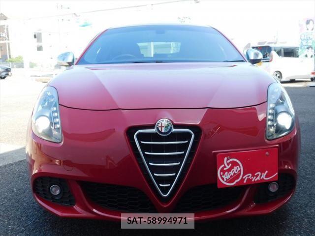 ALFA ROMEO GIULIETTA 2012-07 8128598-27