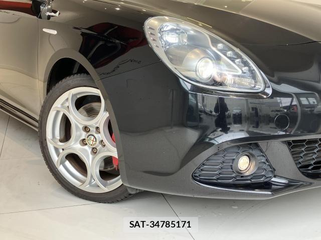 ALFA ROMEO GIULIETTA 2013-03 8128588-27