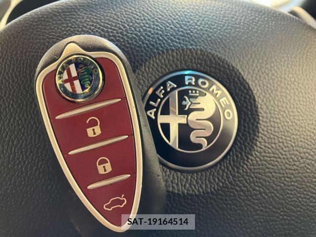 ALFA ROMEO GIULIETTA 2017-12 8128580-18