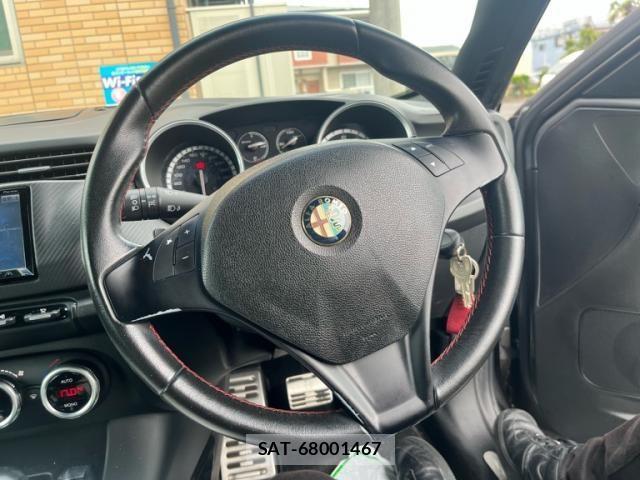 ALFA ROMEO GIULIETTA 2012-10 8157859-17