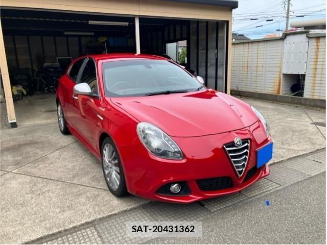 ALFA ROMEO GIULIETTA 2016-07 8364474-0