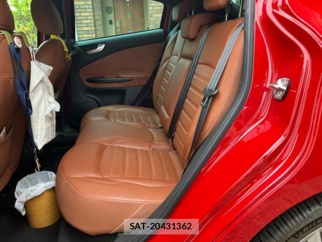 ALFA ROMEO GIULIETTA 2016-07 8364474-23