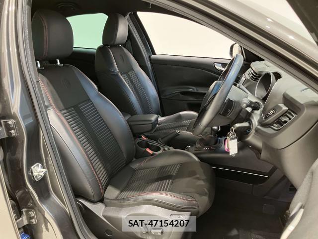 ALFA ROMEO GIULIETTA 2012-06 8410579-13