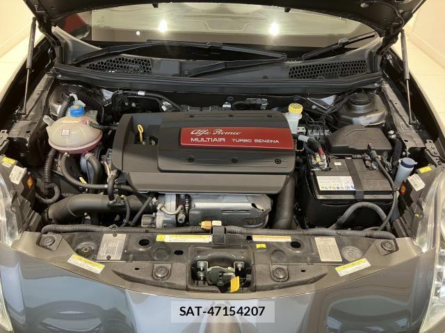 ALFA ROMEO GIULIETTA 2012-06 8410579-16