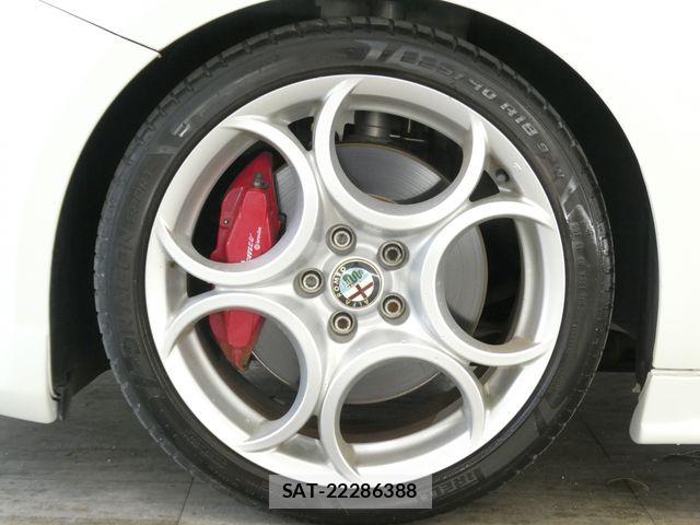 ALFA ROMEO GIULIETTA 2015-01 8560915-9