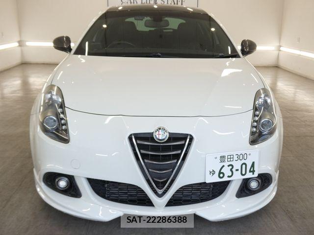 ALFA ROMEO GIULIETTA 2015-01 8560915-3
