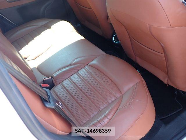 ALFA ROMEO GIULIETTA 2016-02 8560911-23