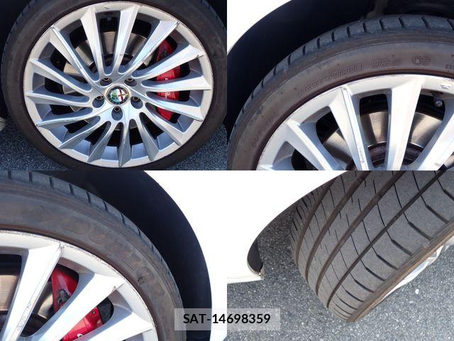 ALFA ROMEO GIULIETTA 2016-02 8560911-26