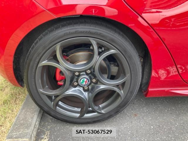 ALFA ROMEO GIULIETTA 2017-05 8560912-7