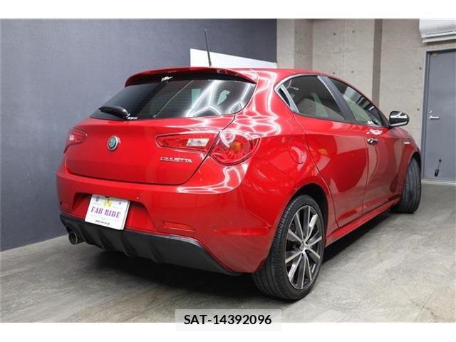 ALFA ROMEO GIULIETTA 2017-09 8684972-9