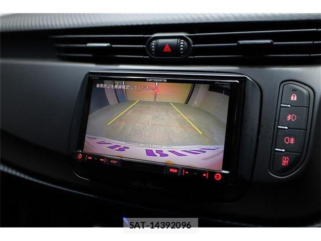 ALFA ROMEO GIULIETTA 2017-09 8684972-23