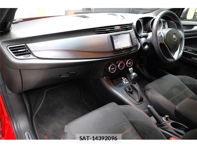 ALFA ROMEO GIULIETTA 2017-09 8684972-27