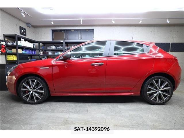 ALFA ROMEO GIULIETTA 2017-09 8684972-6