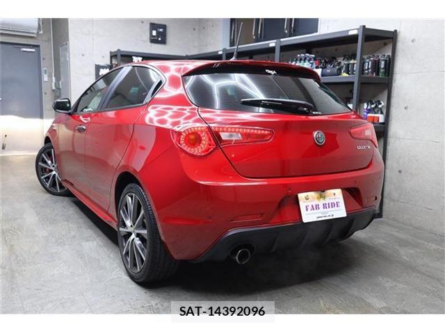 ALFA ROMEO GIULIETTA 2017-09 8684972-7