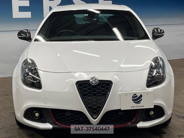 ALFA ROMEO GIULIETTA 2021-08 8779150-14