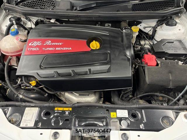 ALFA ROMEO GIULIETTA 2021-08 8779150-18