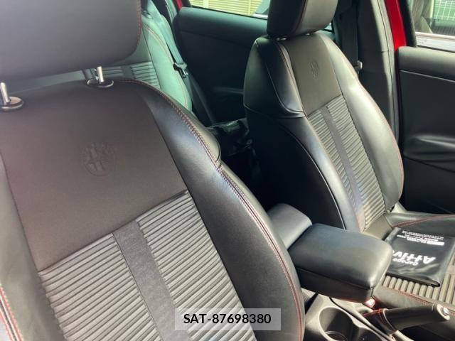 ALFA ROMEO GIULIETTA 2012-06 8847958-14