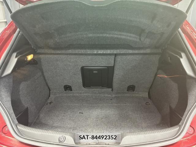 ALFA ROMEO GIULIETTA 2012-05 8883223-15