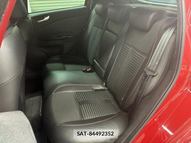 ALFA ROMEO GIULIETTA 2012-05 8883223-18
