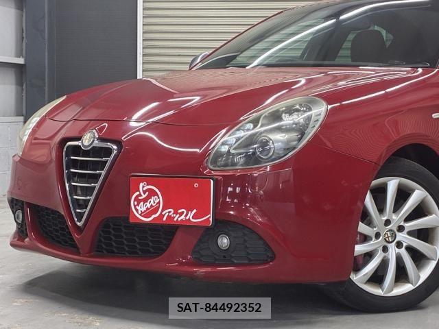 ALFA ROMEO GIULIETTA 2012-05 8883223-3