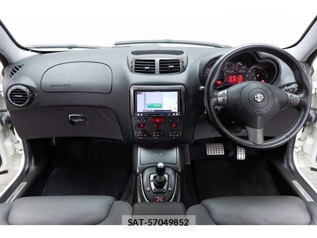 ALFA ROMEO GT 2010-04 7356619-1
