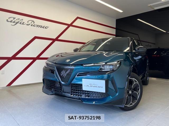 ALFA ROMEO Junior 2025-06 7214047-0