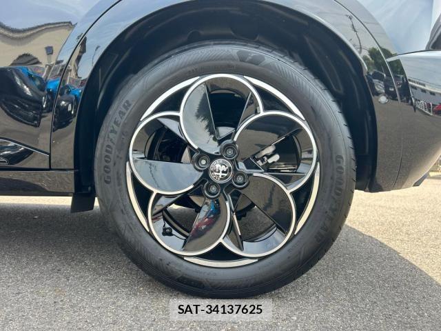 ALFA ROMEO Junior 2025-10 7325233-19