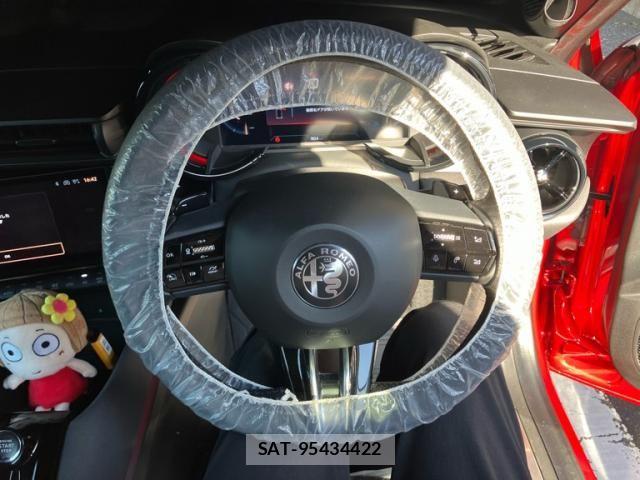 ALFA ROMEO Junior 2025-07 7325231-12