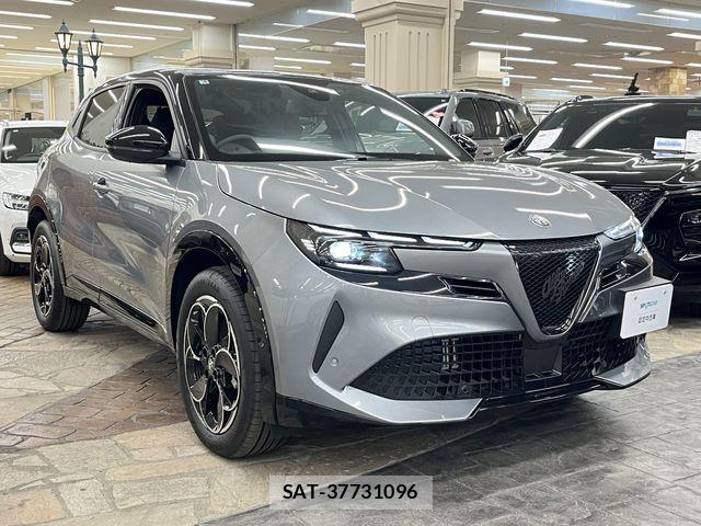 ALFA ROMEO Junior 2025-06 8847963-9