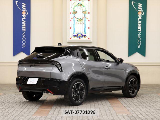 ALFA ROMEO Junior 2025-06 8847963-2