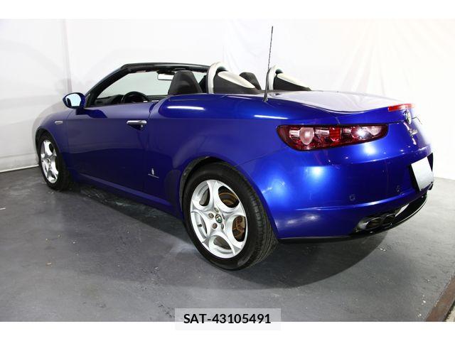 ALFA ROMEO SPIDER 2009-04 4926300-10