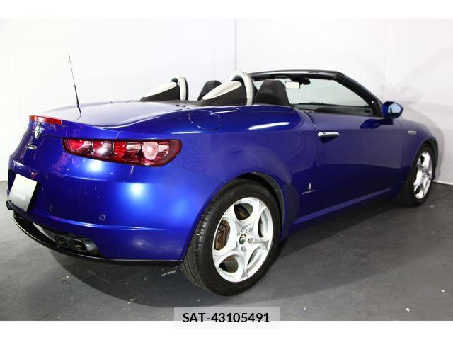 ALFA ROMEO SPIDER 2009-04 4926300-11