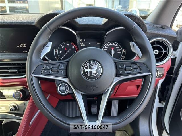 ALFA ROMEO STELVIO 2019-03 1177592-16