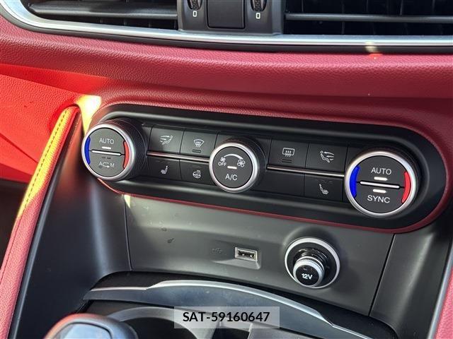 ALFA ROMEO STELVIO 2019-03 1177592-19