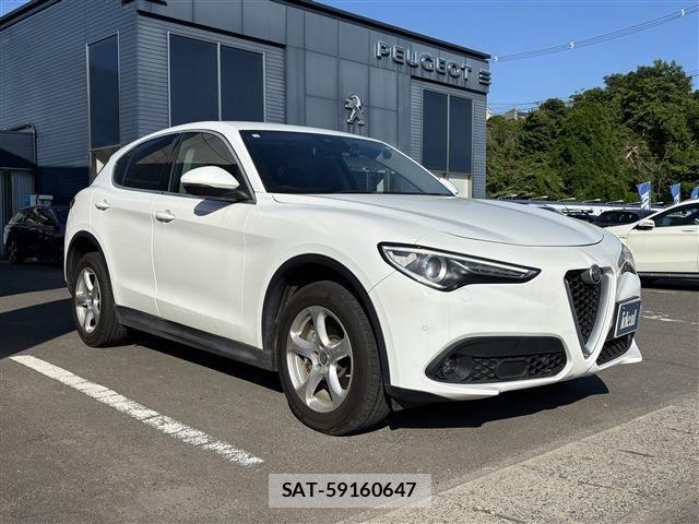 ALFA ROMEO STELVIO 2019-03 1177592-2