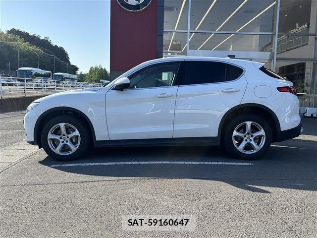 ALFA ROMEO STELVIO 2019-03 1177592-7